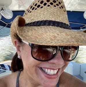 Meet your Posher, Sandra